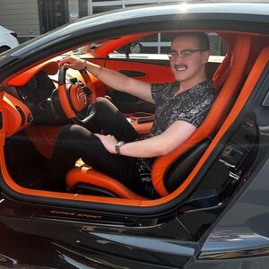 Meet your Posher, Henry